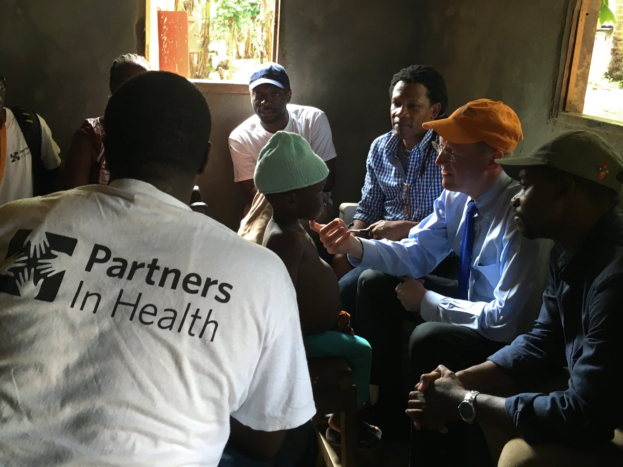 244223_Liberia_0116_PEFandJunior_COswald_03